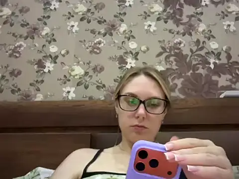 Chat +18 de NikexPretty ao vivo