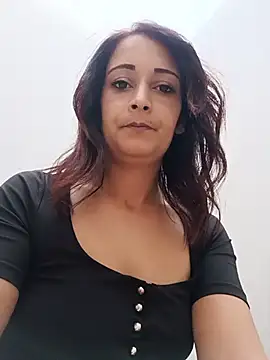 Chat +18 de Alina03210 ao vivo