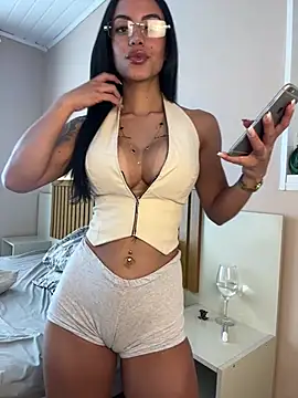 Chat +18 de Morenaviip ao vivo