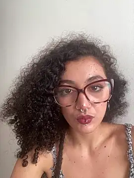แชท XXX สดของ CurlyMeryJane
