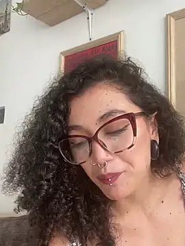 แชท XXX สดของ CurlyMeryJane