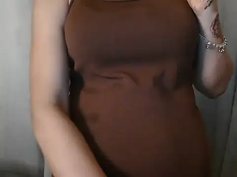 Chat +18 de shanaya_s ao vivo