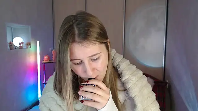 Chat +18 de Milka_kamila ao vivo