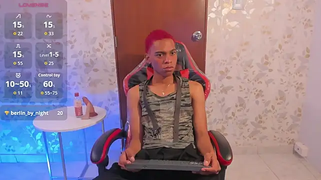 luccas_lowee – Naživo XXX chat