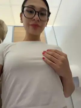 Aria51 Live XXX-Chat