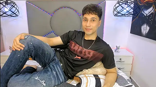 buddy_whitte élő XXX-chatje