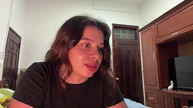 KayleneLoukanis' Live XXX Chat