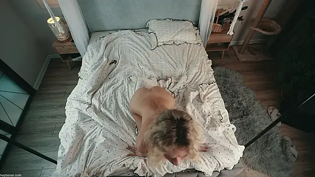 XXX chat uživo modela HeyBananas