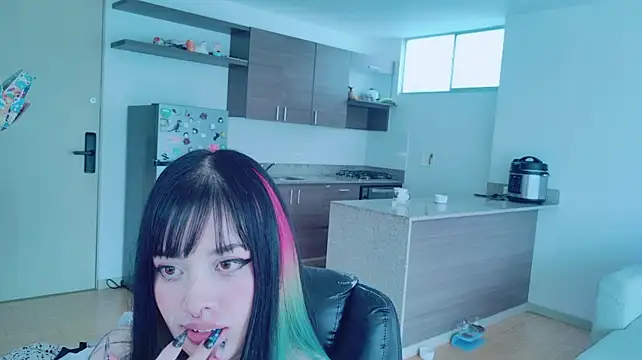 nikkyblush 现场XXX聊天