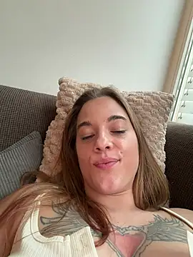 Luna_Lynn – Live XXX-chat