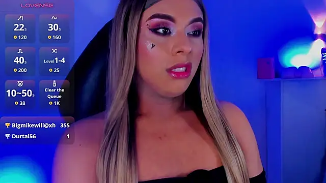 Emili_Roux Adlı Modelin Canlı XXX Sohbeti