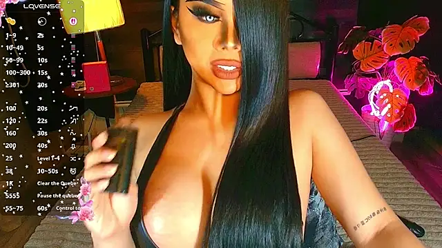 Chat +18 de JessicaRabittt ao vivo