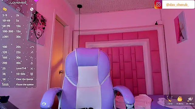 Živý XXX chat cherub_