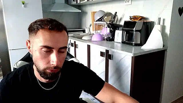 Czat XXX na żywo – RyanStorm_