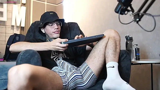 Chat XXX ao vivo de David__Huge