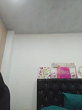 BustyMilf_ Live XXX-chat