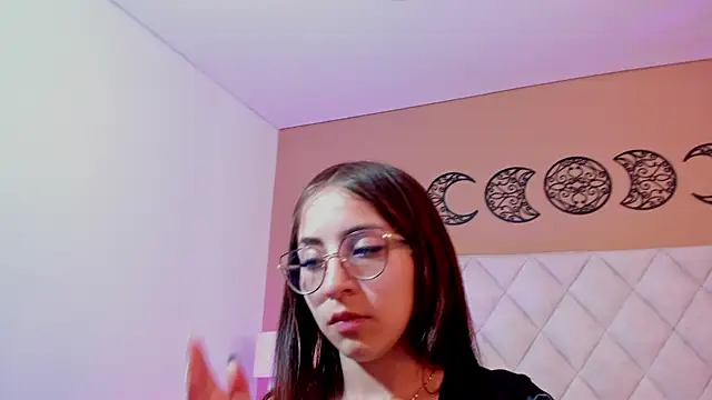 Chat +18 de kely_morgan ao vivo