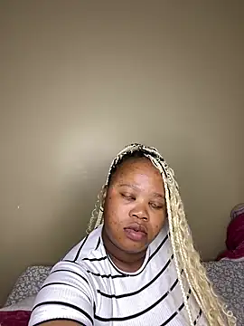 Chat +18 de Princess-Mel21 ao vivo