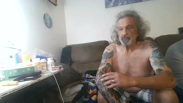 Chat +18 de Harley1414Vicky ao vivo