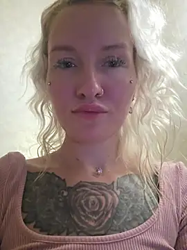 KateMonroe's Live XXX Chat