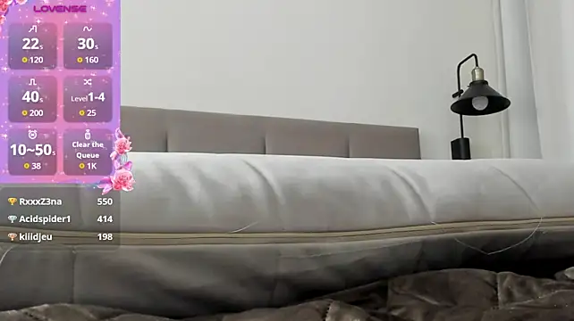 Chat +18 de KimberlyWells ao vivo