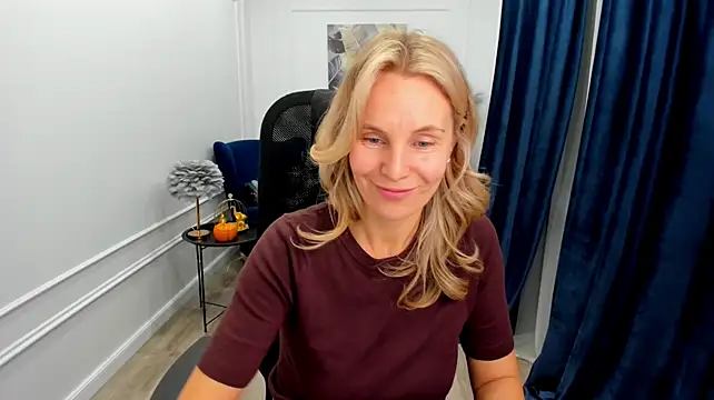 Sinty_Devis Chat XXX in diretta