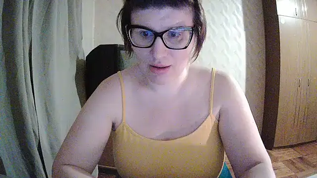 Chat +18 de Jolinaha ao vivo