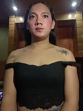 hellacummer_yna's Live XXX Chat