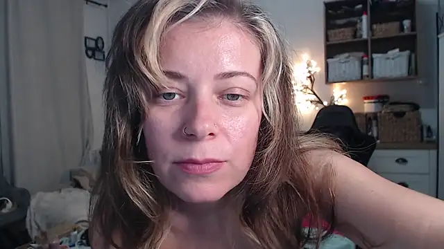 lara_vanilla Adlı Modelin Canlı XXX Sohbeti