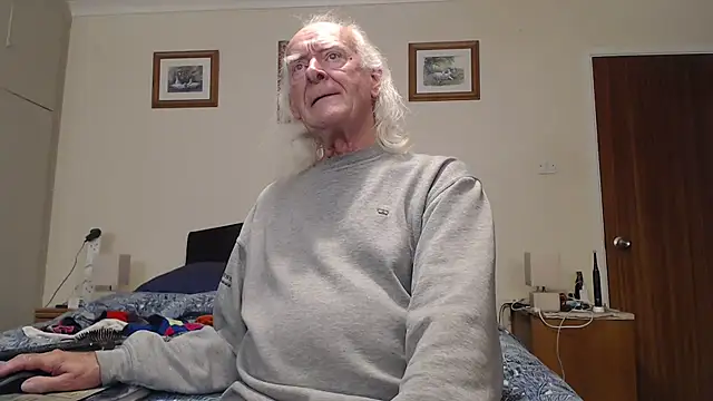 WaverlyKernow Chat XXX live