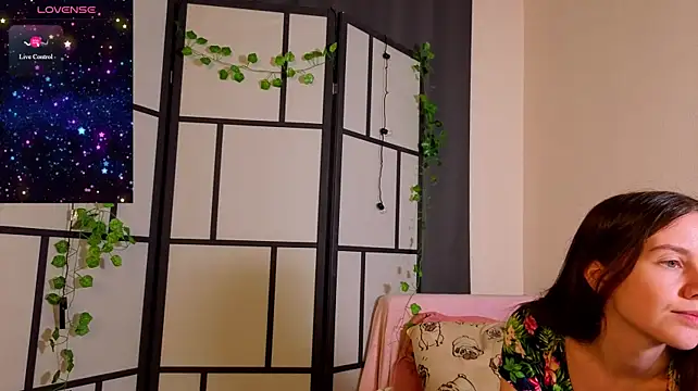 MyrtaMcclaney's Live XXX Chat