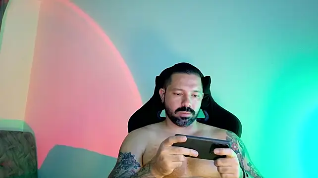 Chat +18 de Pierre_Vidal ao vivo