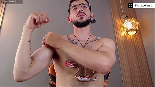 Franck_White লাইভ XXX চ্যাট