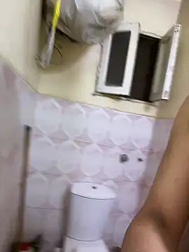 Chat +18 de ZippyMalay ao vivo
