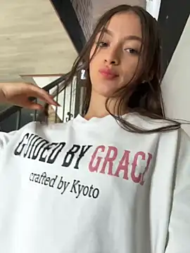 Chanel_Win Live XXX-Chat