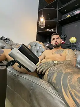 matteosantos XXX чат на живо