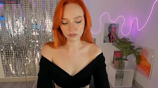 ZlataSaar élő XXX-chatje