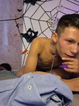 Онлайн чат XXX DirtySlave_