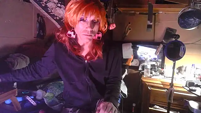 sissyvee élő XXX-chatje