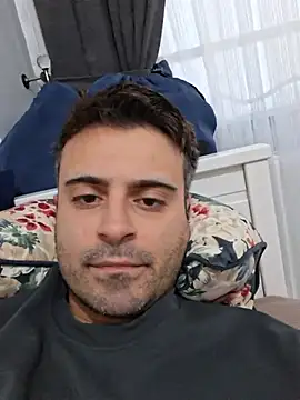 HugeTurkishCock's Live XXX Chat