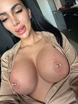 Chat +18 de SinwithJessy ao vivo
