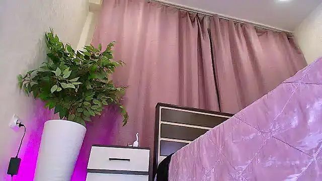 Yulianna_Smith's Live XXX Chat