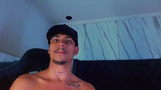 צ'אט XXX בשידור חי של Angel_foxc13