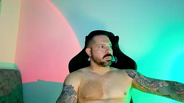 צ'אט XXX בשידור חי של Pierre_Vidal