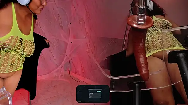 Chat +18 de MhiaRey ao vivo
