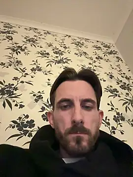 Big8inchUncutCock webcam show