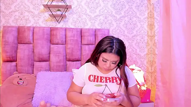 Luna_Swift Chat XXX live