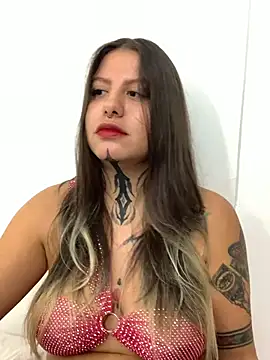 Chat +18 de ElliWeaver ao vivo