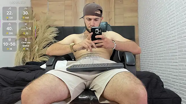 MaximusClark Live XXX-chat