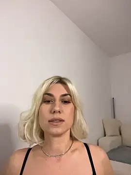 צ'אט XXX בשידור חי של clara_k